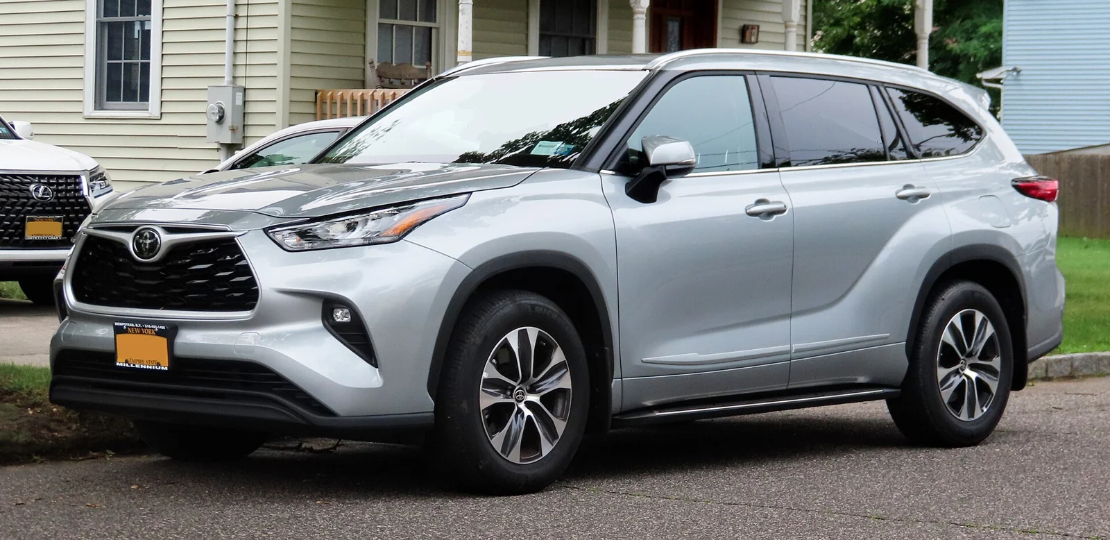 2020 Toyota Highlander stock example, not the actual vehicle